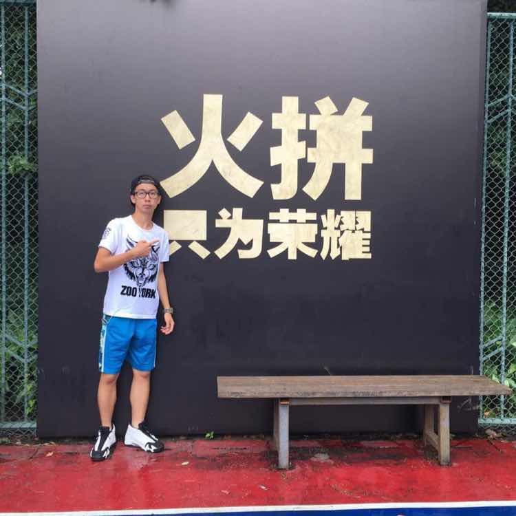 张泓泽