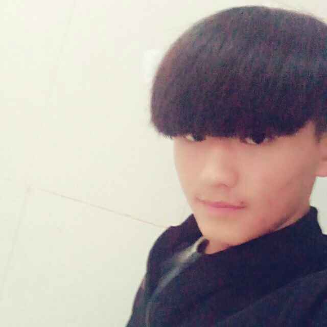 杨亮